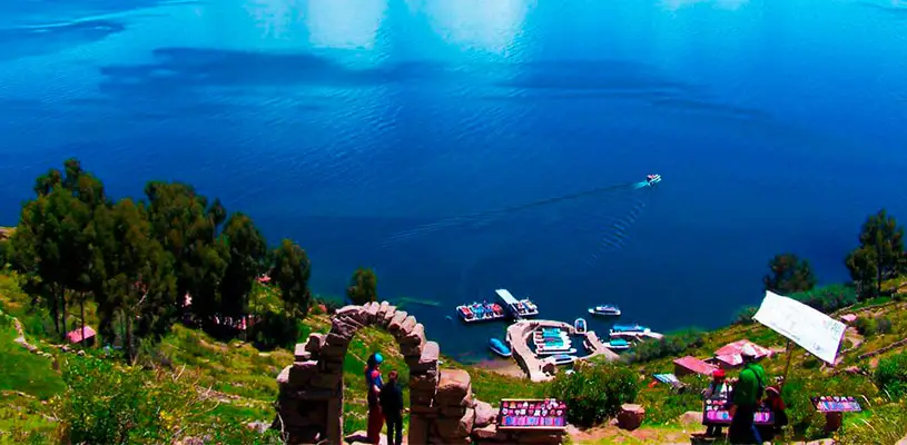 ISLA TAQUILE